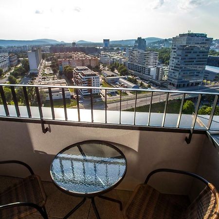 Air-Conditioned City View Apartment 24H Check-In Bratislava Exterior photo