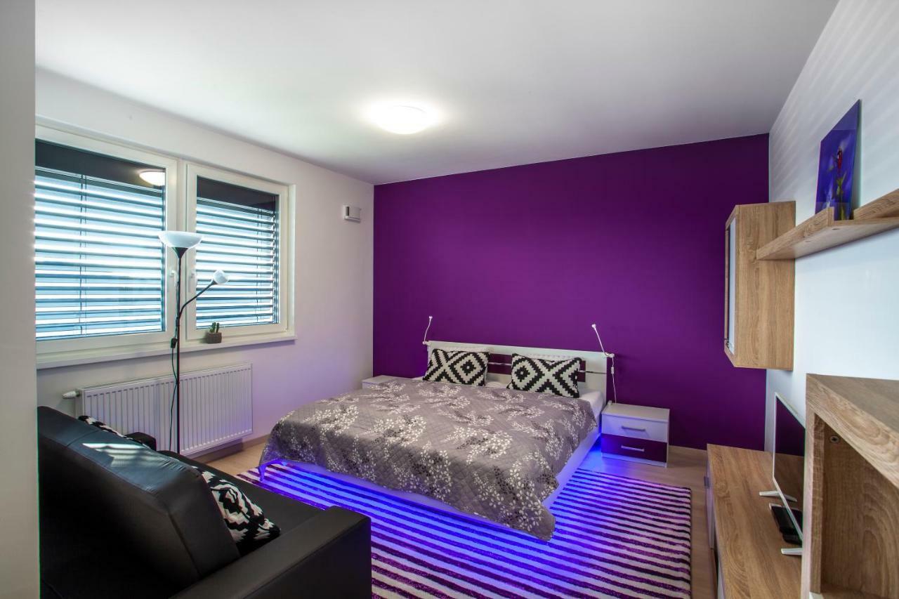 Air-Conditioned City View Apartment 24H Check-In Bratislava Exterior photo