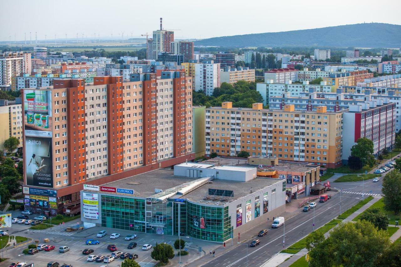 Air-Conditioned City View Apartment 24H Check-In Bratislava Exterior photo